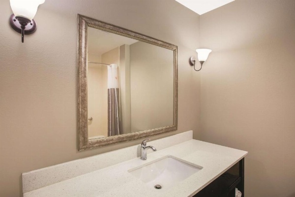 La Quinta by Wyndham Baton Rouge Denham Springs image 22